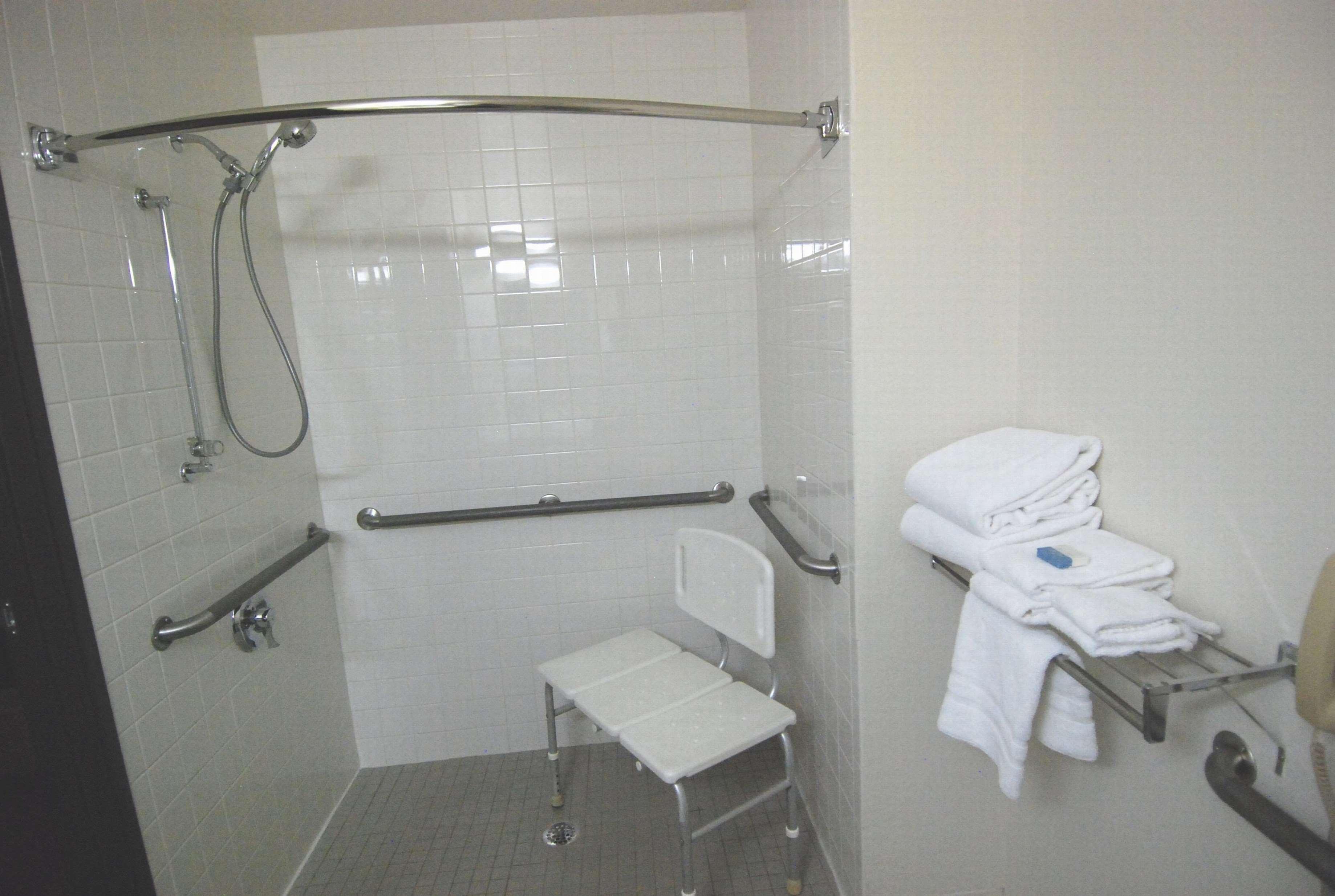 Best Western Alpenglo Lodge Winter Park Bilik gambar